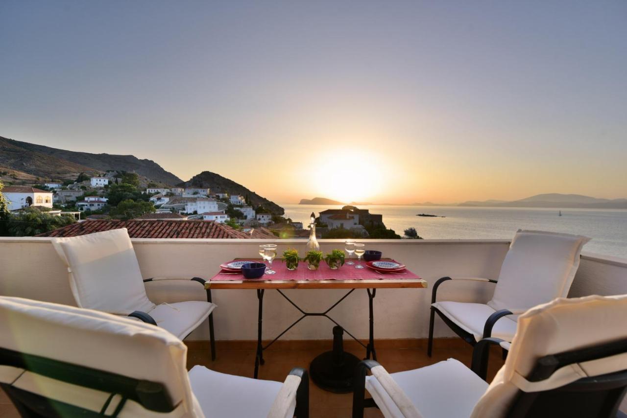 Options House Villa Хидра Екстериор снимка