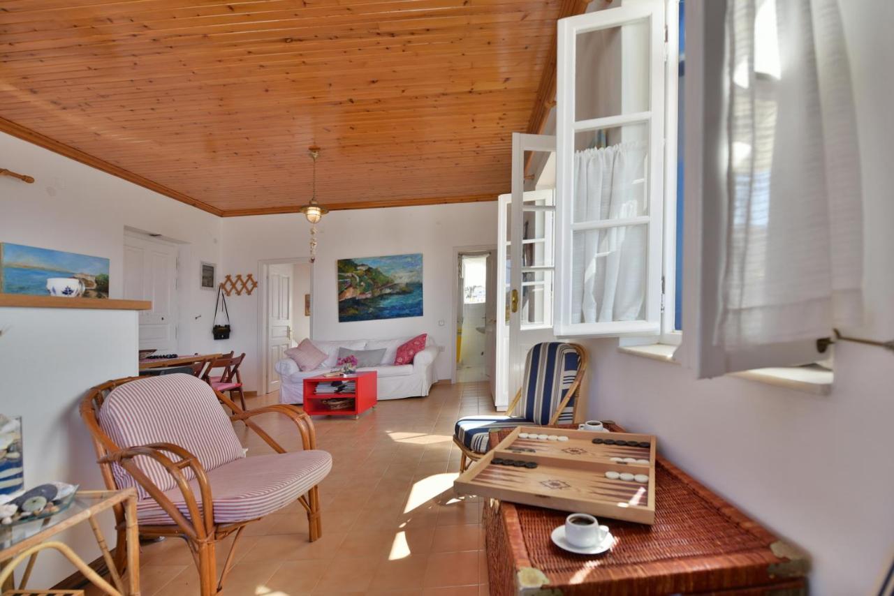 Options House Villa Хидра Екстериор снимка
