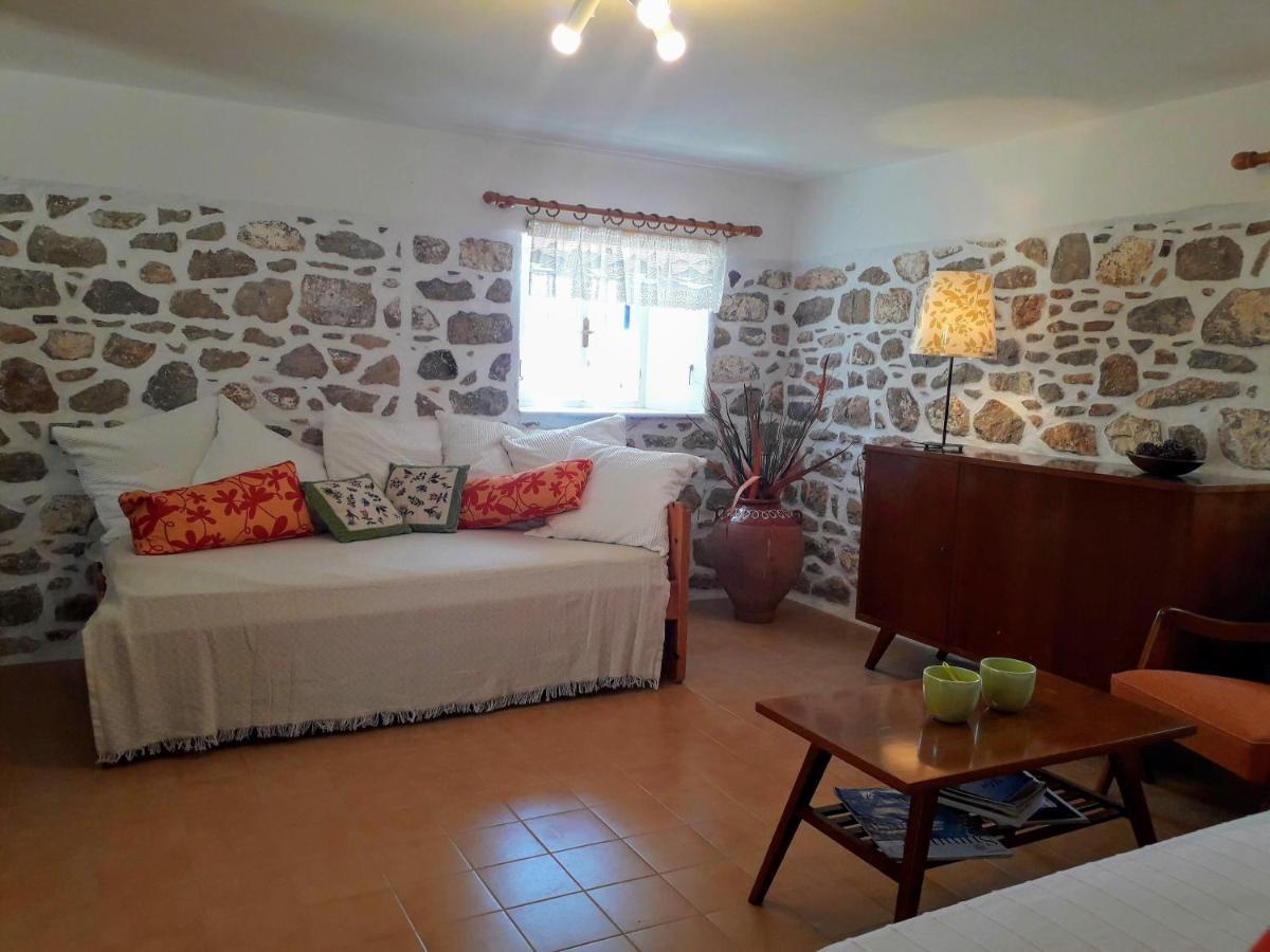 Options House Villa Хидра Екстериор снимка
